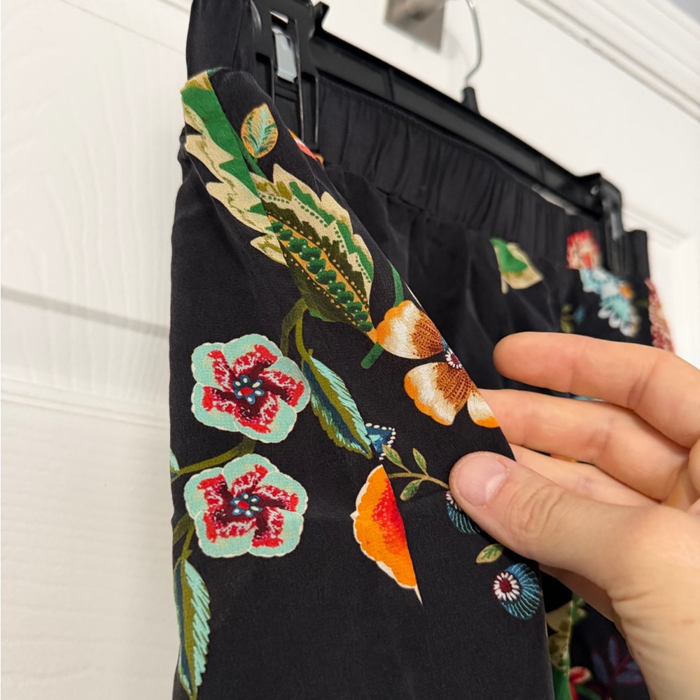 Johnny Was Black Floral Women's Shorts - Picture 2 of 4